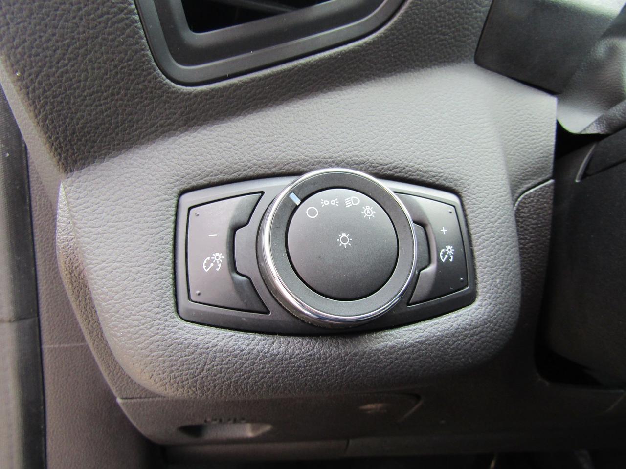 2014 Ford C-MAX Hybrid SE, Heated Seats, Hybrid, Pwr Trunk, Alloy, *Certified* Photo