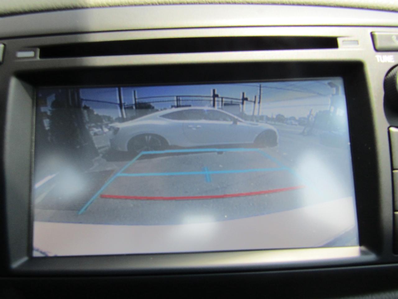 2019 Toyota Yaris LE, Camera, Collision Warring, Bluetooth, Lane Assist, *Certified* Photo