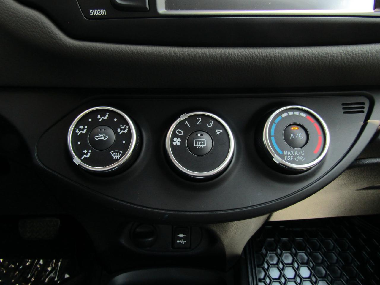 2019 Toyota Yaris LE, Camera, Collision Warring, Bluetooth, Lane Assist, *Certified* Photo