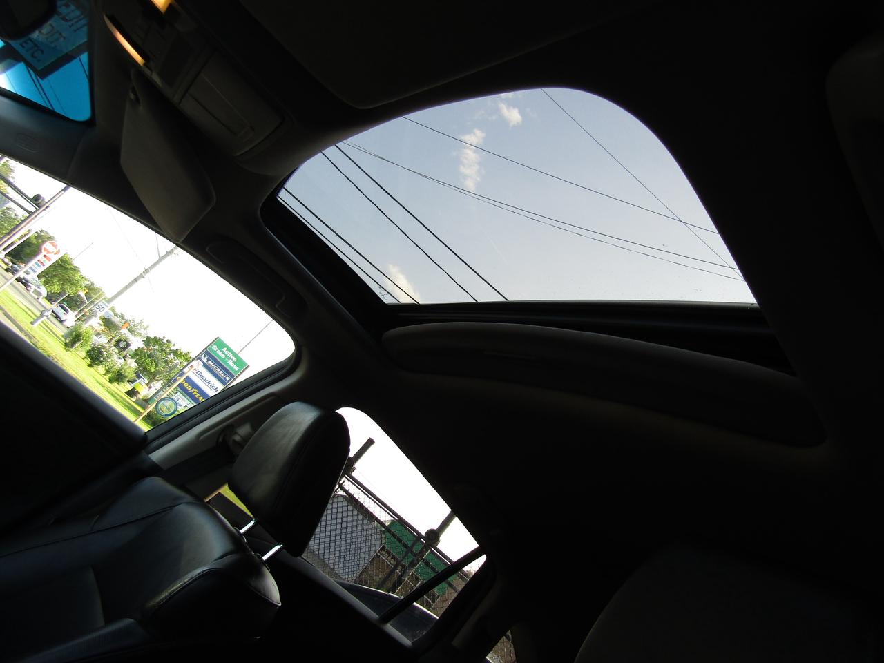 2014 Acura RDX Technology, AWD,  Nav, Sunroof, Camera *CERTIFIED* Photo