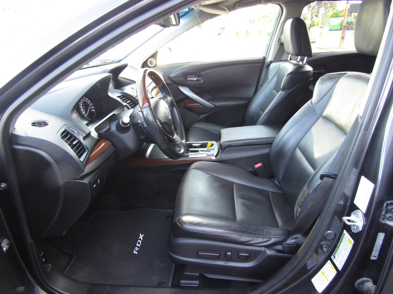 2014 Acura RDX Technology, AWD,  Nav, Sunroof, Camera *CERTIFIED* Photo