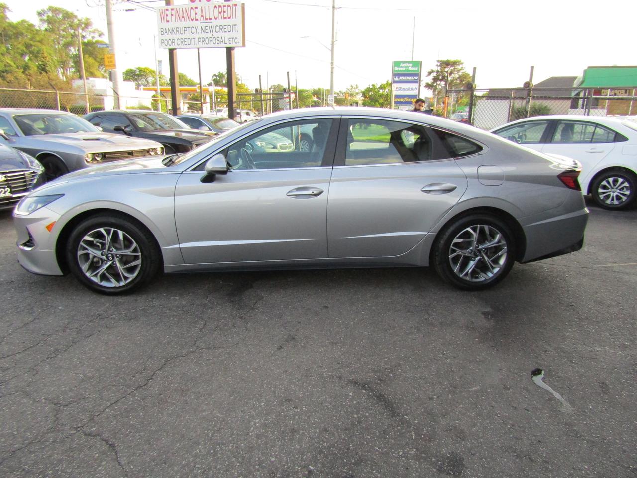 2020 Hyundai Sonata Preferred ,Blind Spot, Lane Assist, Camera, Bluetooth, *Certified* Photo