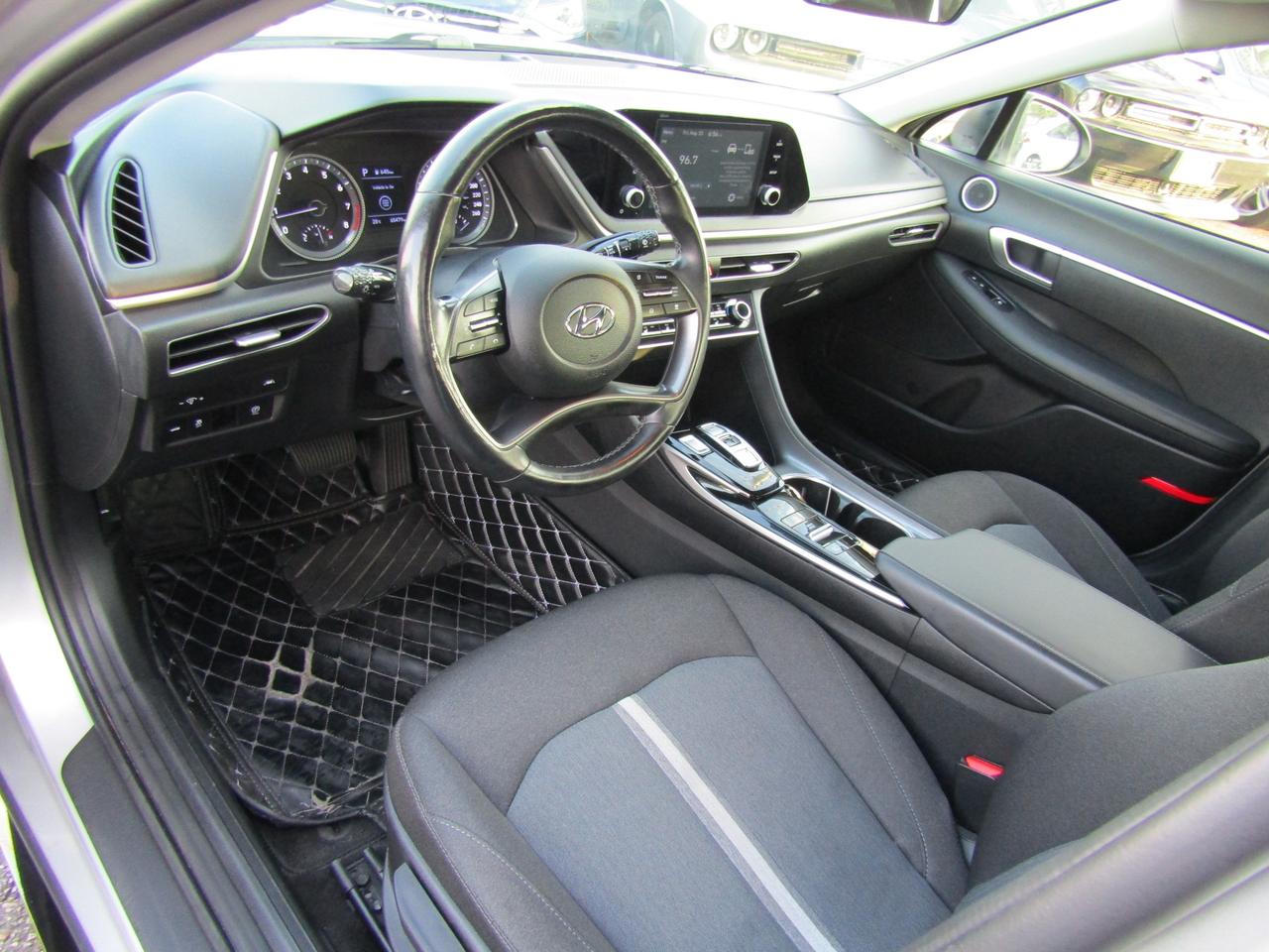 2020 Hyundai Sonata Preferred ,Blind Spot, Lane Assist, Camera, Bluetooth, *Certified* Photo