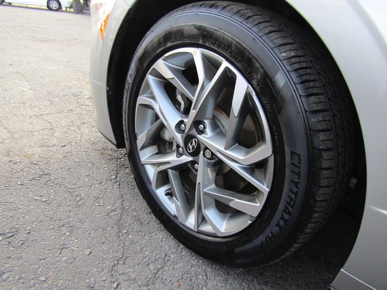 2020 Hyundai Sonata Preferred ,Blind Spot, Lane Assist, Camera, Bluetooth, *Certified* Photo