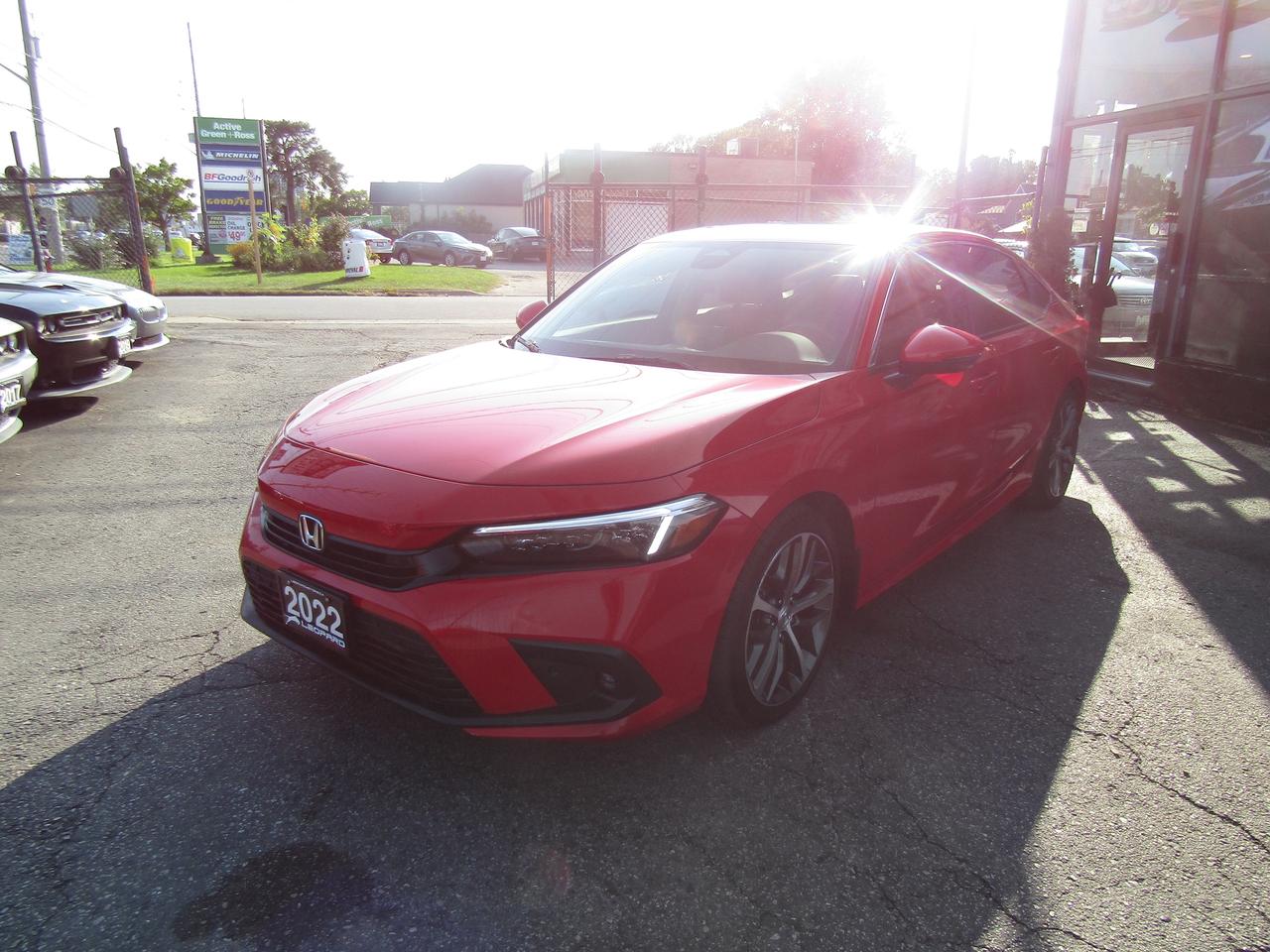 2022 Honda Civic Touring, Navi, Sunroof, Lane Assist, Camera, *Certified* Photo