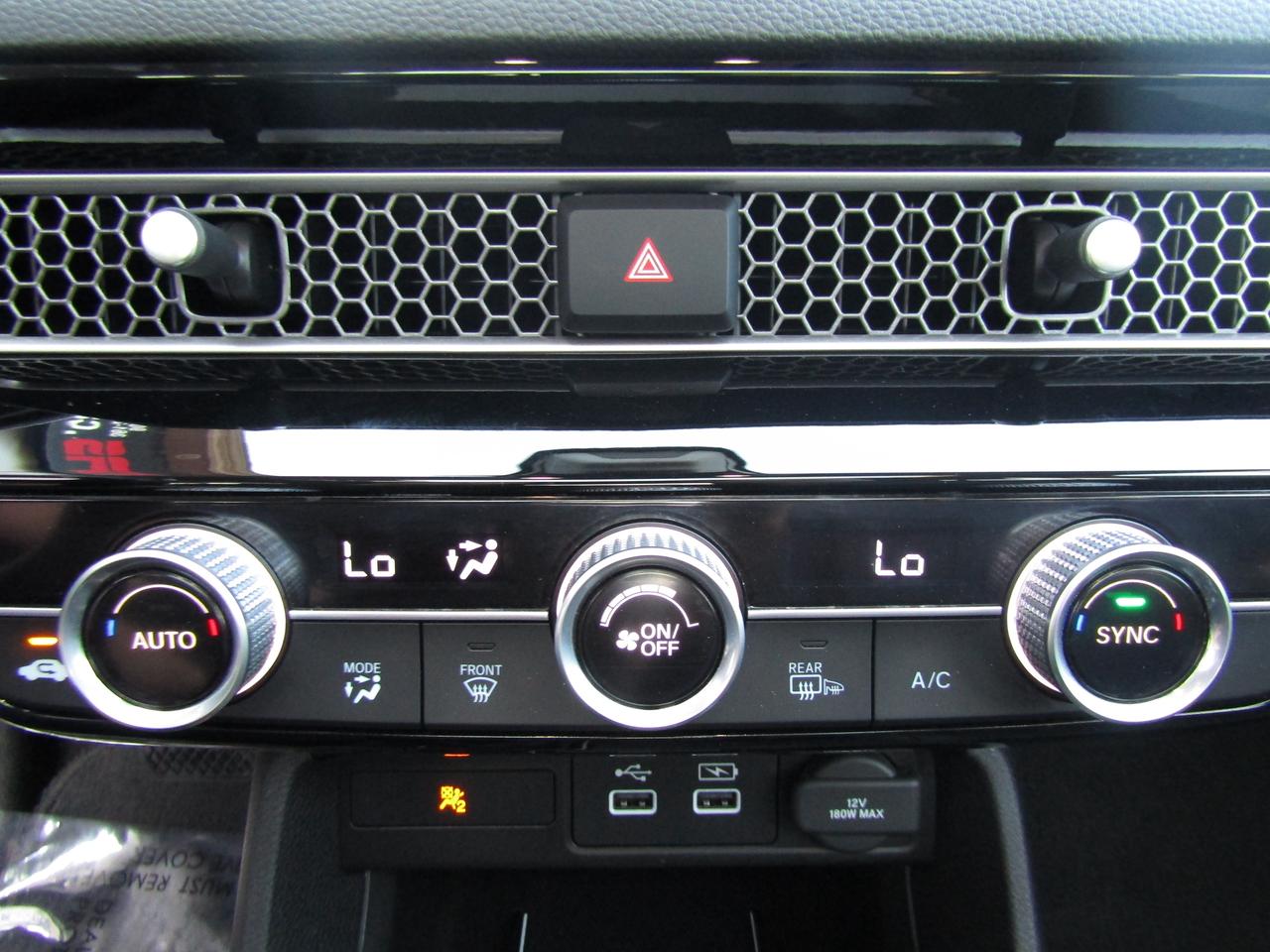 2022 Honda Civic Touring, Navi, Sunroof, Lane Assist, Camera, *Certified* Photo