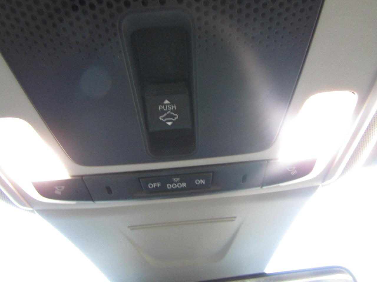 2022 Honda Civic Touring, Navi, Sunroof, Lane Assist, Camera, *Certified* Photo