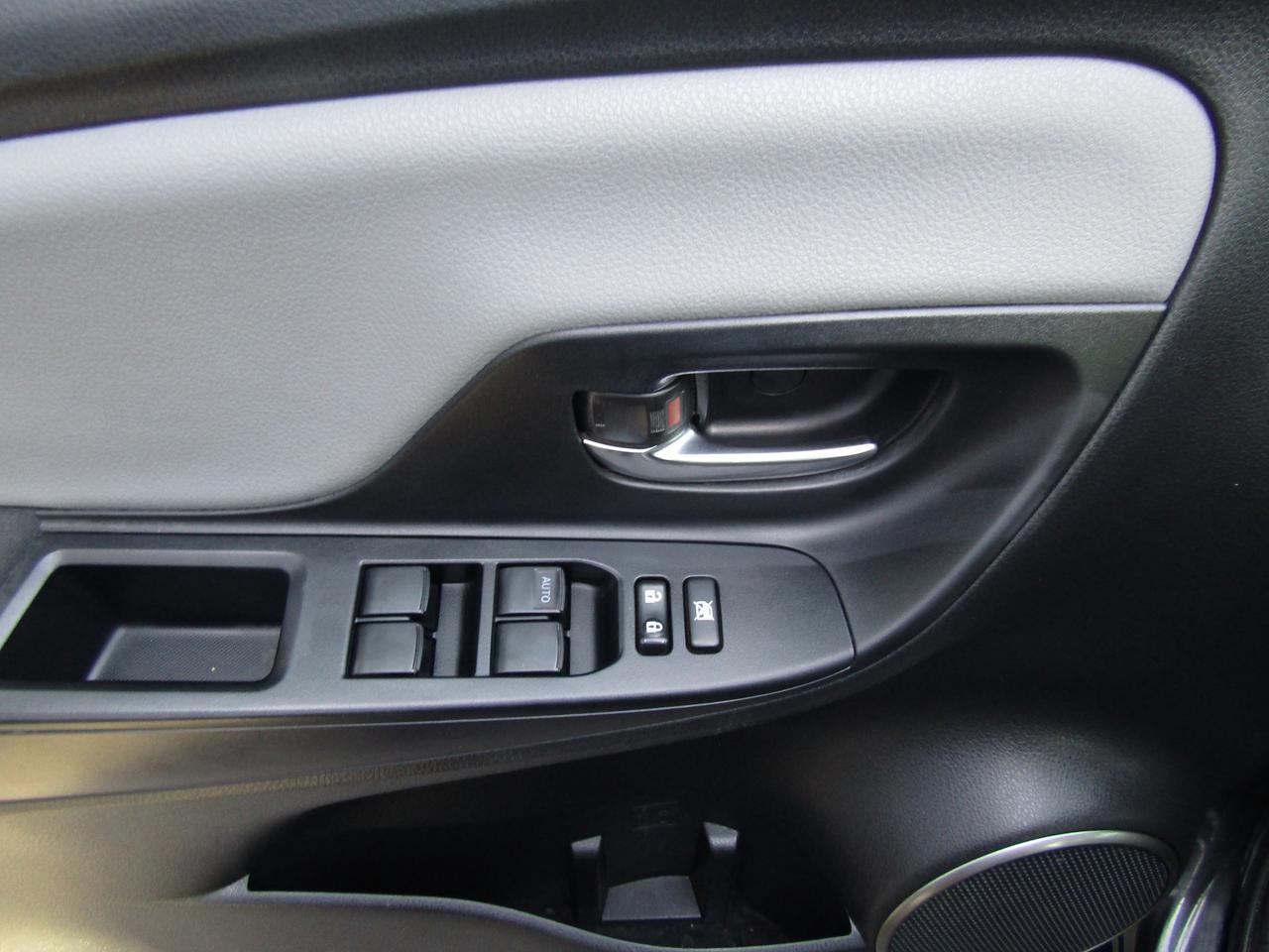 2015 Toyota Yaris LE, Cruise Ctrl, Automatic, Pwr Lock & Windows & Mirror, *Certified* Photo