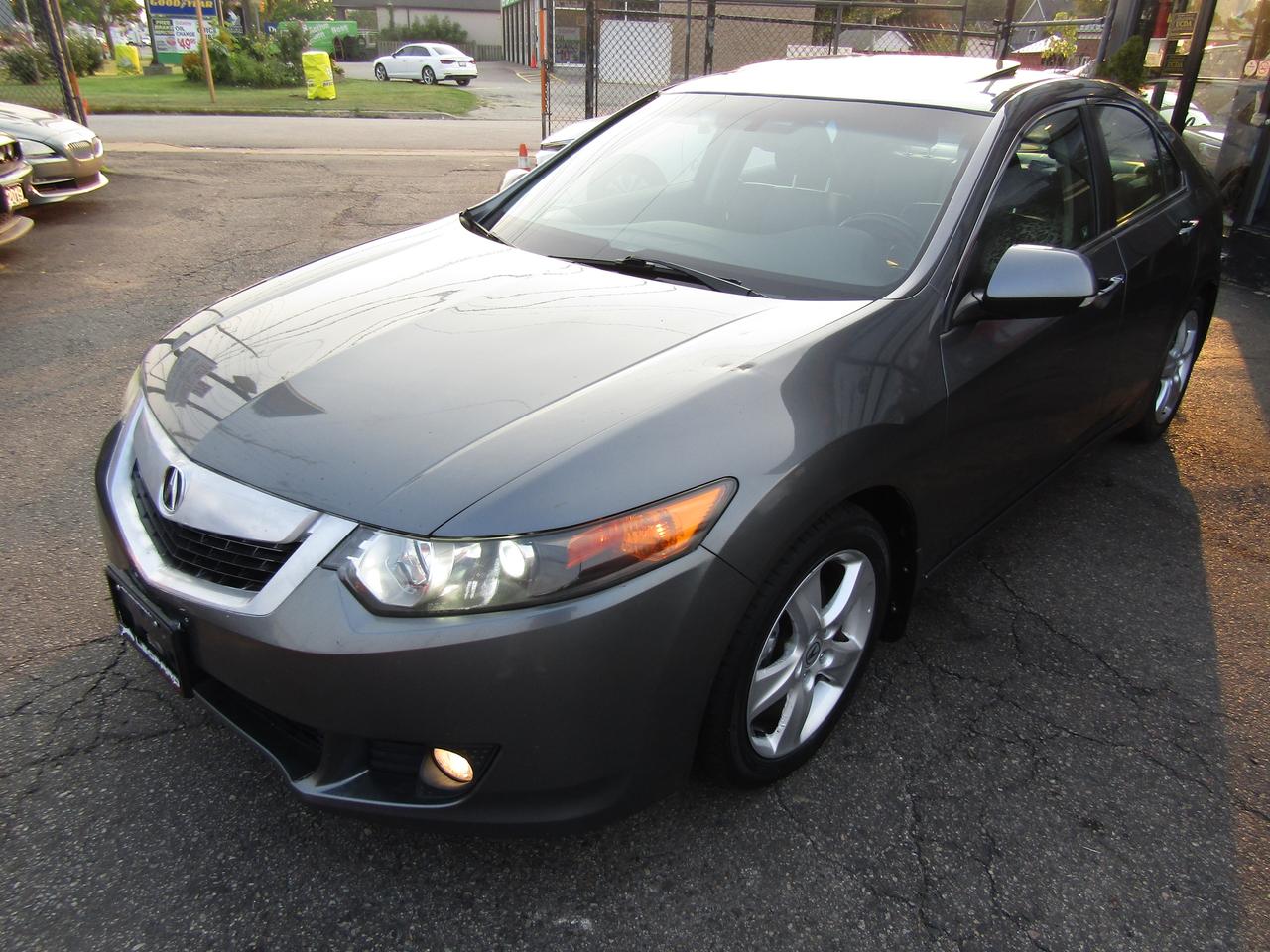 2009 Acura TSX Prem, Sunroof, Leather, Memory, Bluetooth, *Certified* Photo2