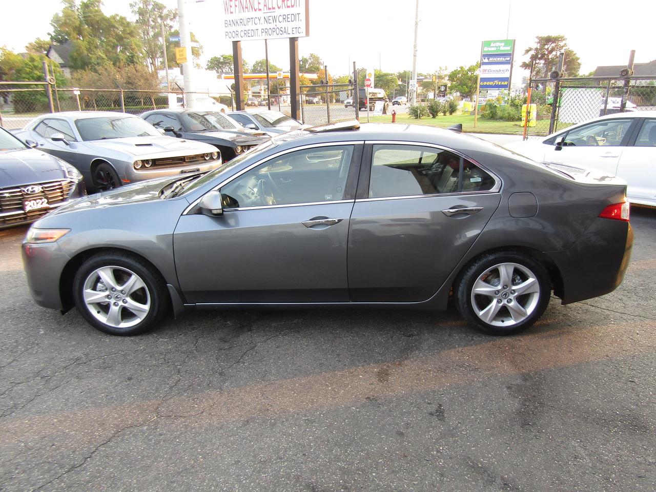 2009 Acura TSX Prem, Sunroof, Leather, Memory, Bluetooth, *Certified* Photo3