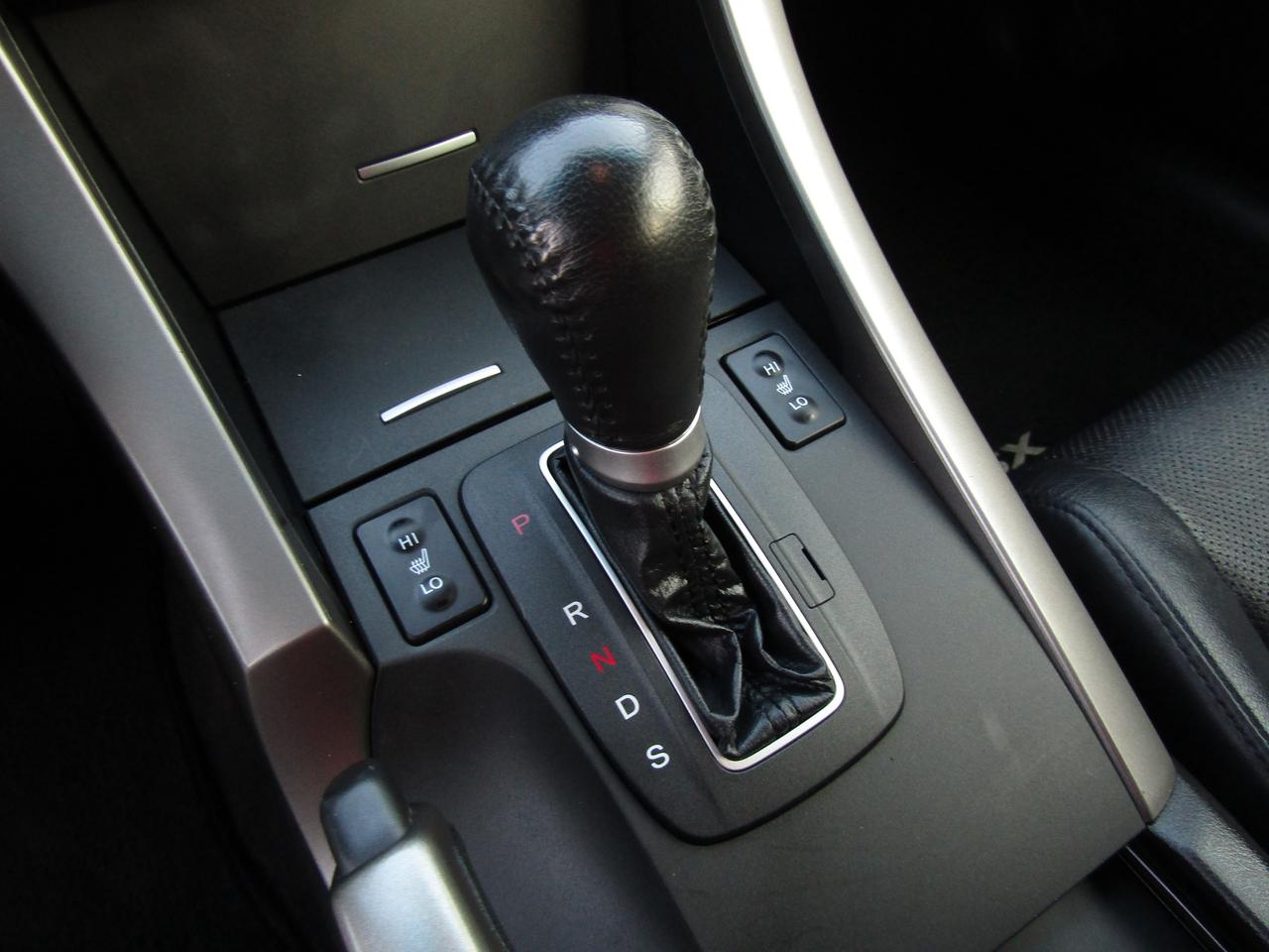 2009 Acura TSX Prem, Sunroof, Leather, Memory, Bluetooth, *Certified* Photo