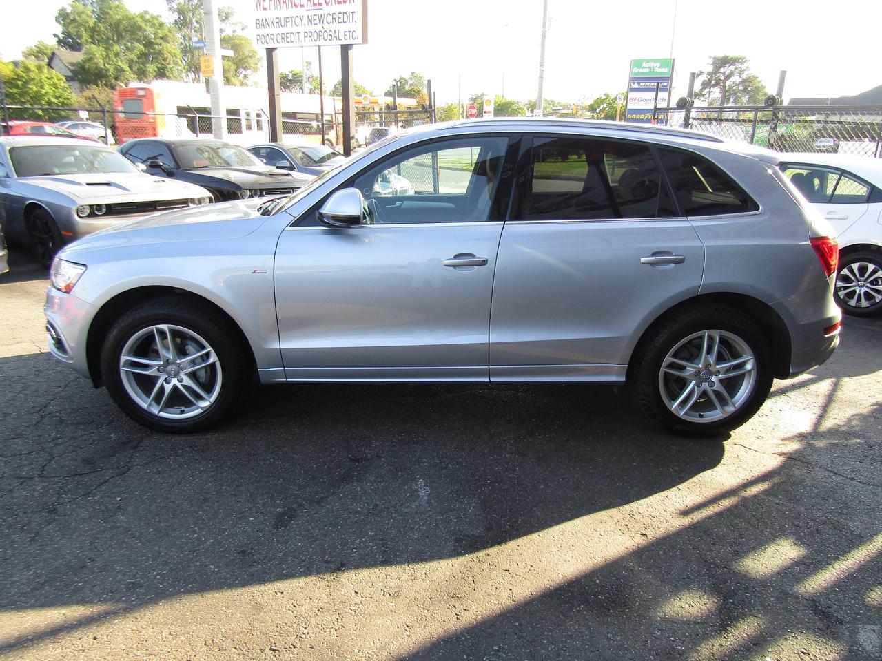2015 Audi Q5 S-Line, Technik, Quattro, Navi, Pano, Leather, Memory, *Certified* Photo3
