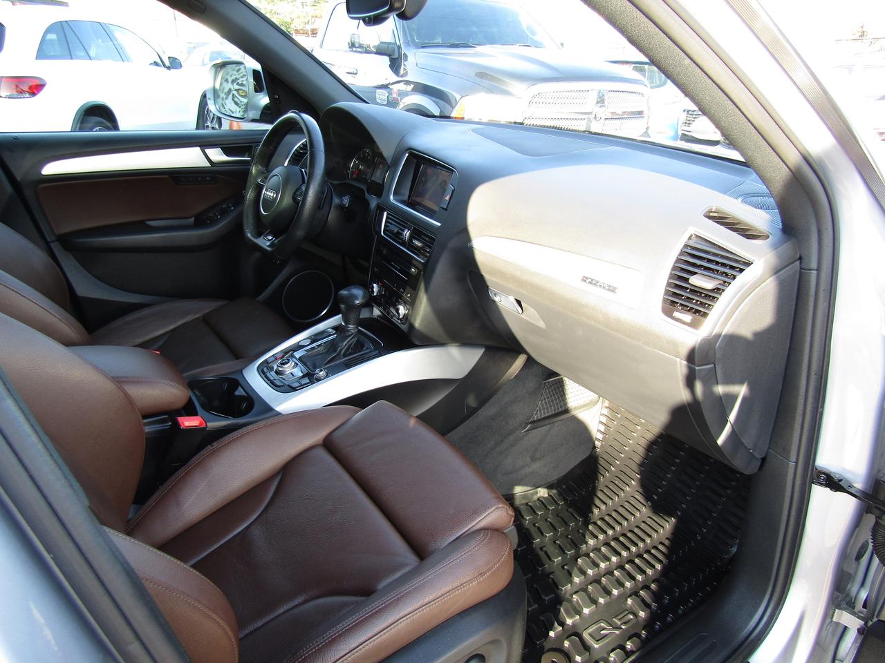 2015 Audi Q5 S-Line, Technik, Quattro, Navi, Pano, Leather, Memory, *Certified* Photo