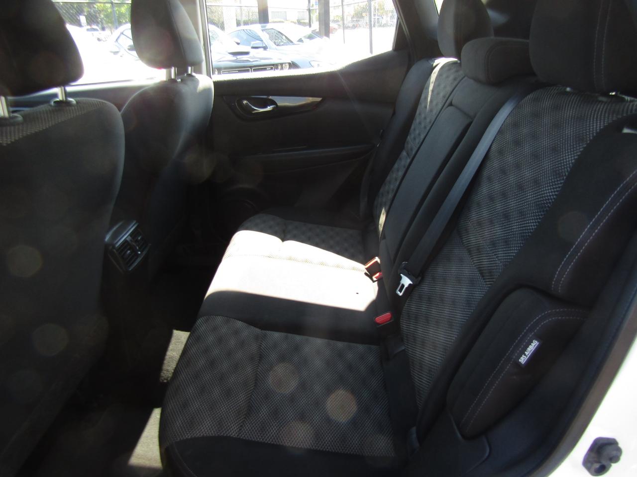 2020 Nissan Qashqai SV, Sunroof, Camera, Heated Seats, Bluetooth, Alloy, *One Owner*Certified* Photo