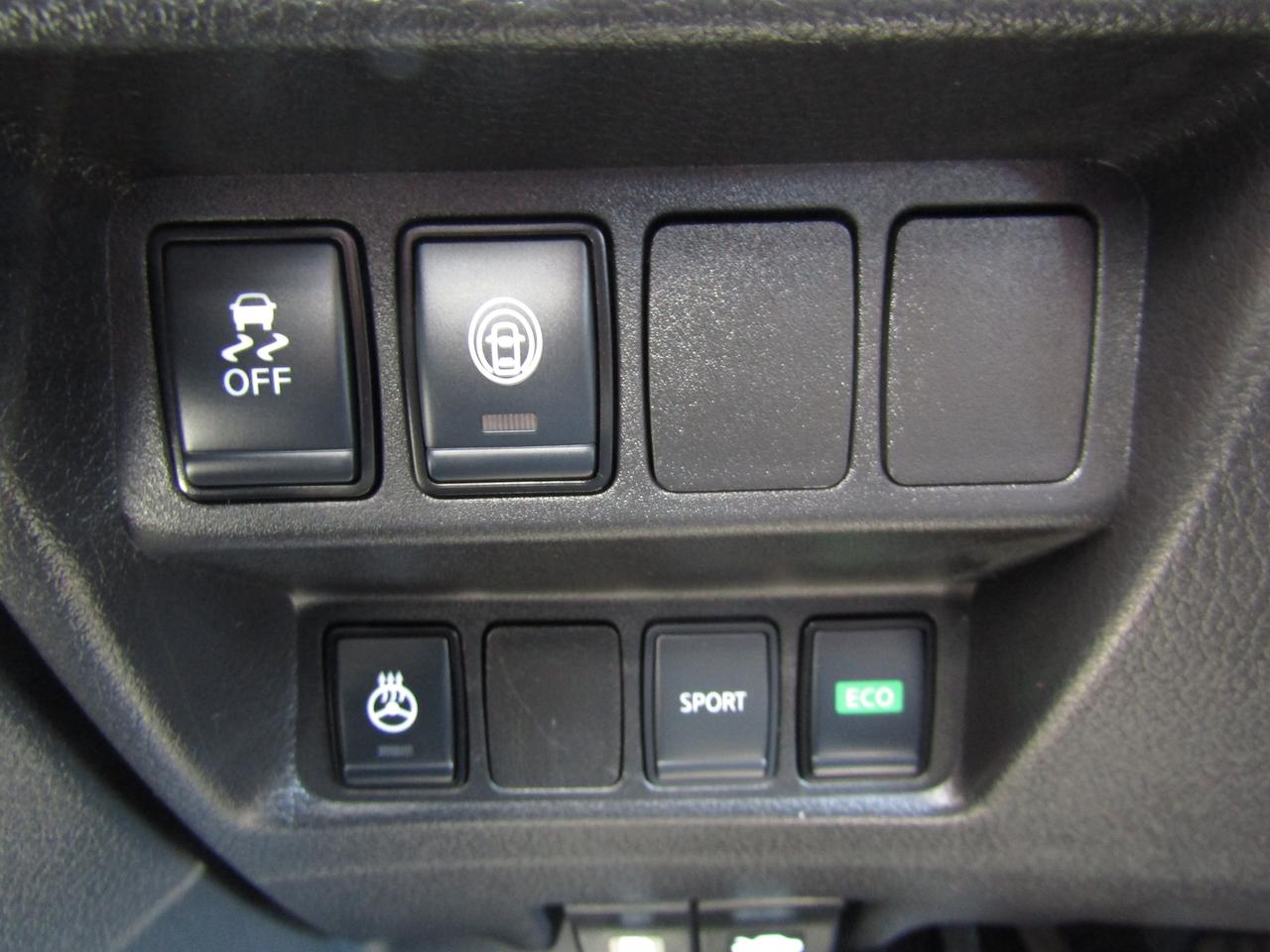 2020 Nissan Qashqai SV, Sunroof, Camera, Heated Seats, Bluetooth, Alloy, *One Owner*Certified* Photo