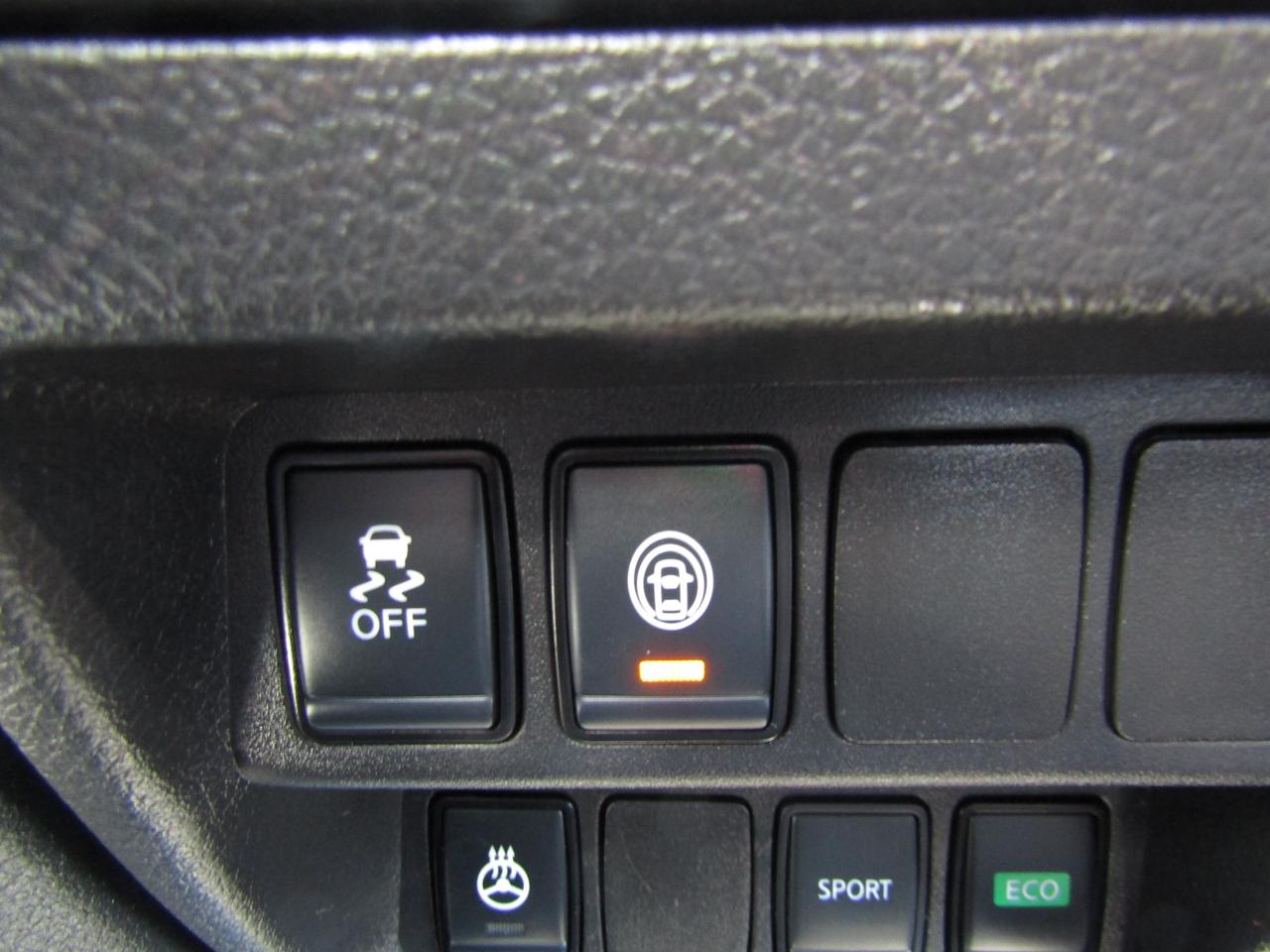 2020 Nissan Qashqai SV, Sunroof, Camera, Heated Seats, Bluetooth, Alloy, *One Owner*Certified* Photo