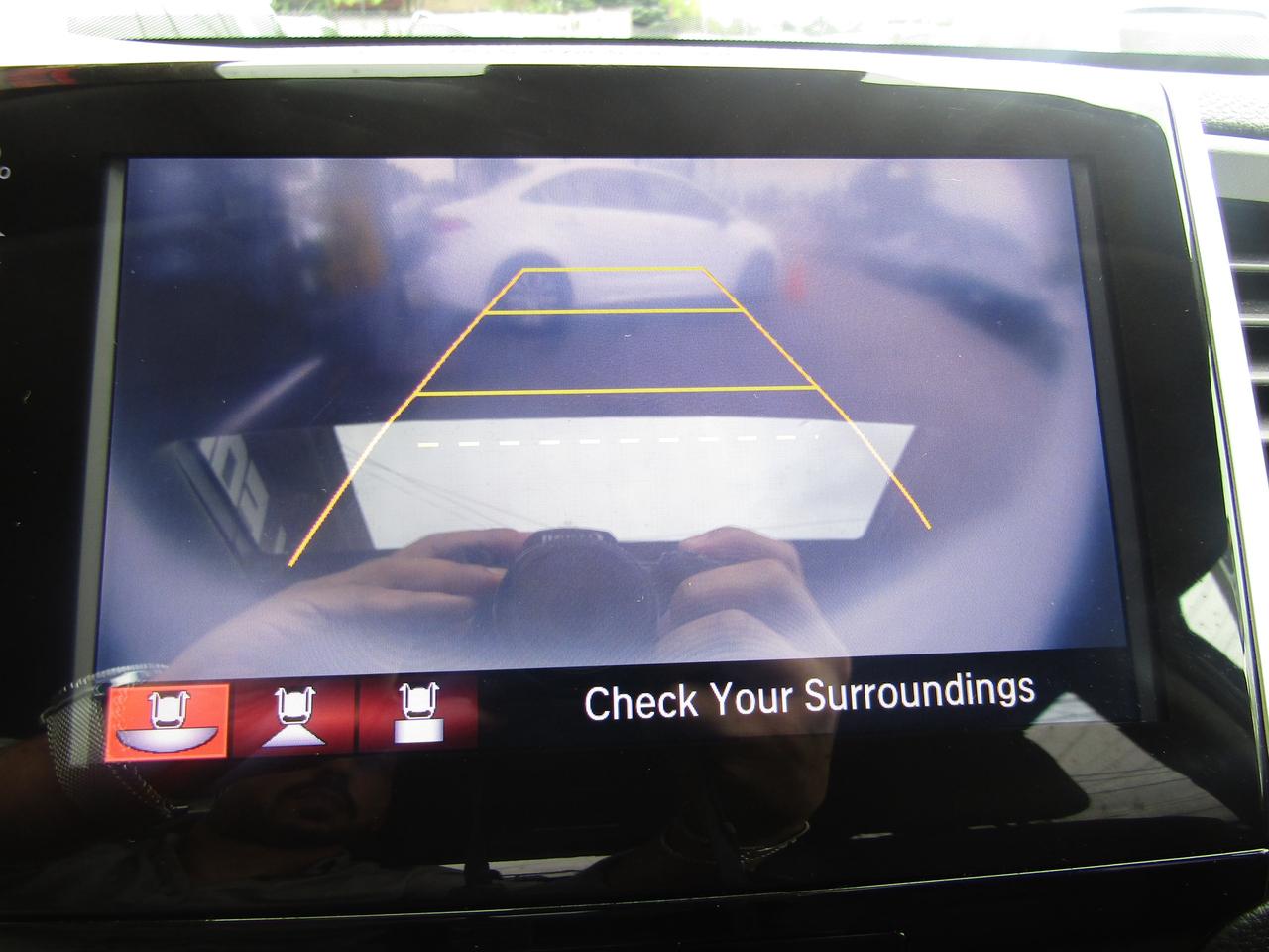 2017 Honda Pilot EX, 7 Pass, AWD, Sunroof, Camera, Lane Assist, Collision Warning, *Certified* Photo