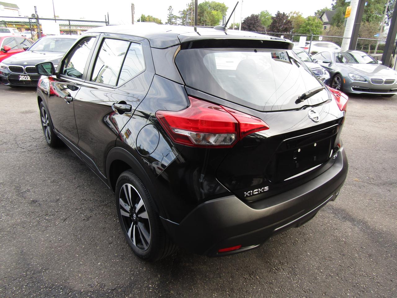 2019 Nissan Kicks SV, Camera, Bluetooth, Heated Seats, Bluetooth, Alloy, *Certified* Photo4