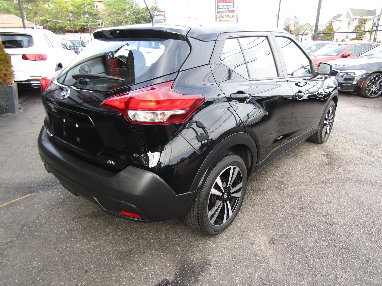 2019 Nissan Kicks SV, Camera, Bluetooth, Heated Seats, Bluetooth, Alloy, *Certified* Photo