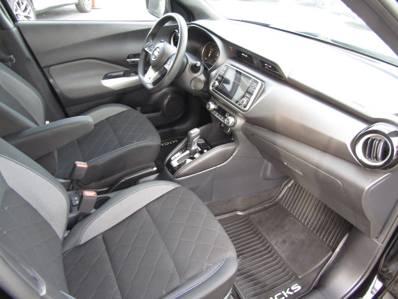 2019 Nissan Kicks SV, Camera, Bluetooth, Heated Seats, Bluetooth, Alloy, *Certified* Photo