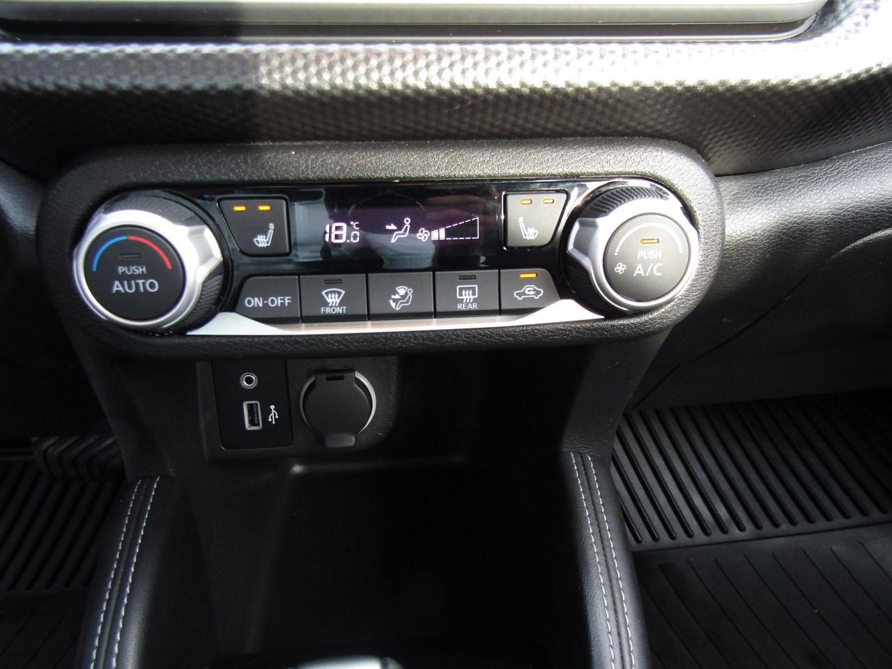 2019 Nissan Kicks SV, Camera, Bluetooth, Heated Seats, Bluetooth, Alloy, *Certified* Photo