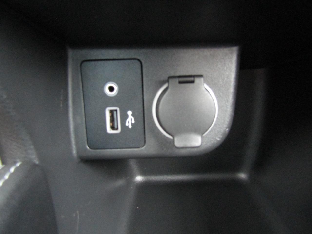 2019 Nissan Kicks SV, Camera, Bluetooth, Heated Seats, Bluetooth, Alloy, *Certified* Photo