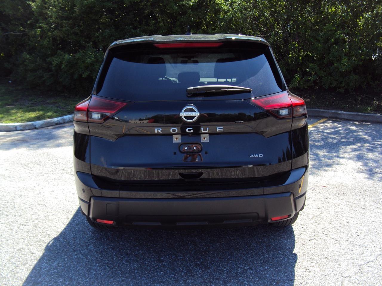 2024 Nissan Rogue S Photo