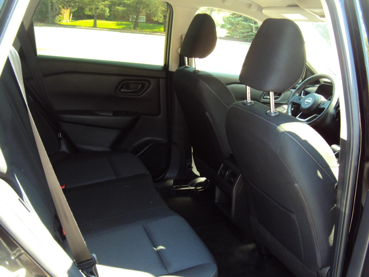2024 Nissan Rogue S Photo