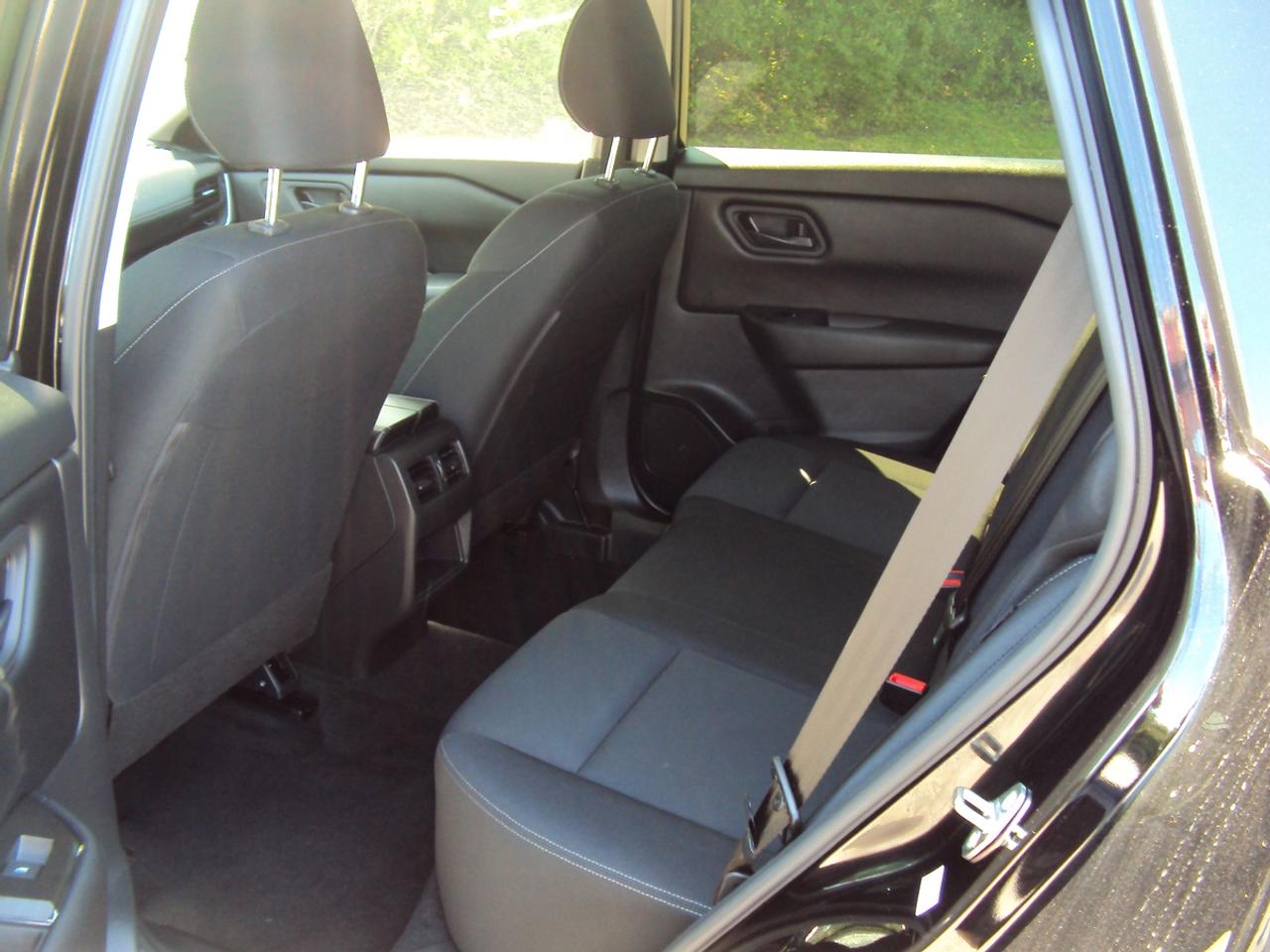 2024 Nissan Rogue S Photo