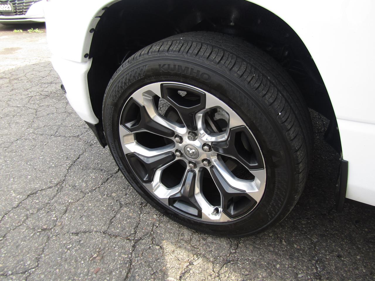 2022 RAM 1500 Sport, 4X4, Navi, Camera, Memory, Leather, Sensor, *Certified* Photo