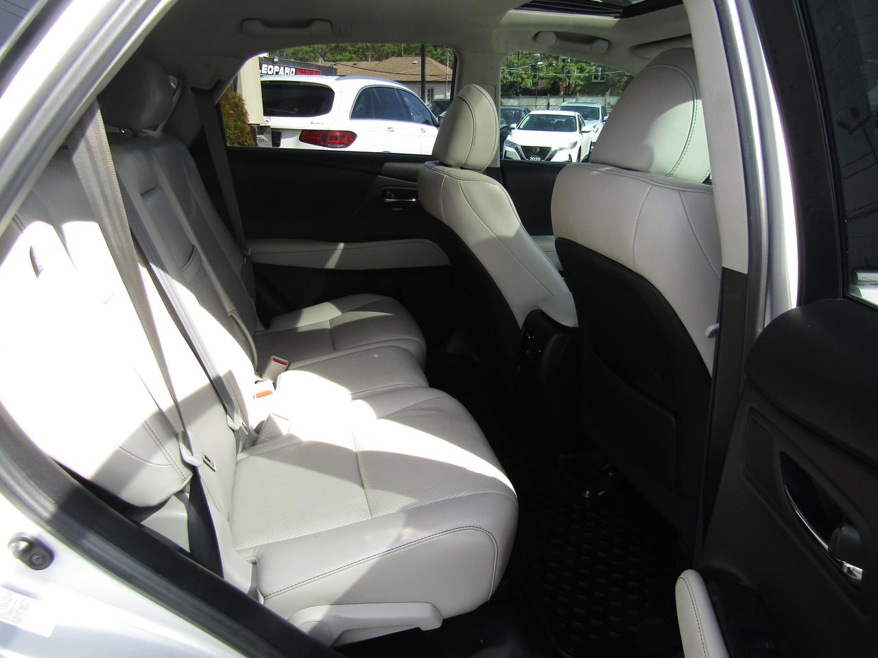 2015 Lexus RX 350 Prem., Awd, Navi, Sunroof, Leather, Blind Spot, *Certified* Photo