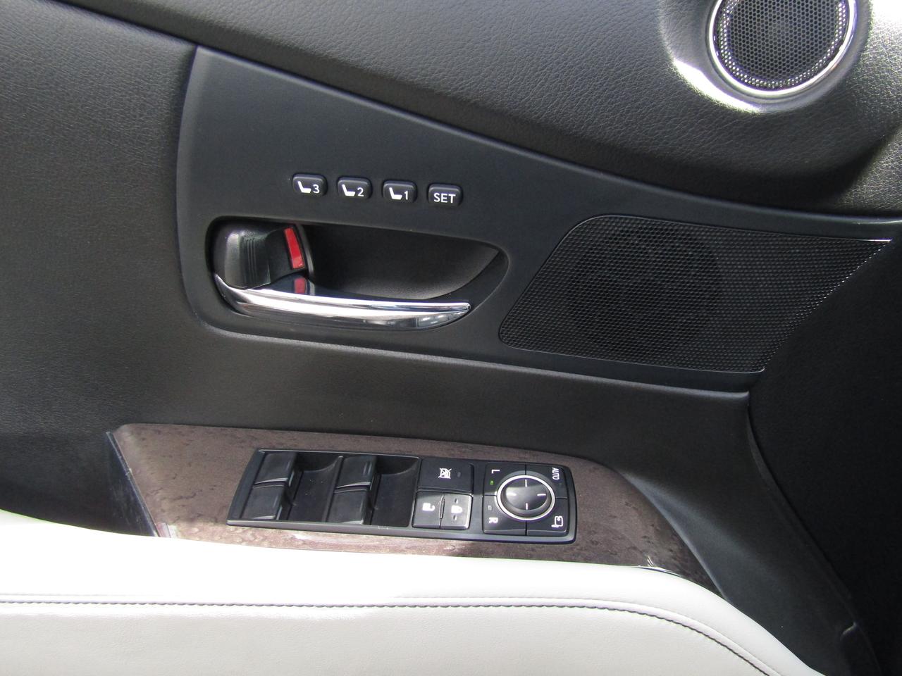 2015 Lexus RX 350 Prem., Awd, Navi, Sunroof, Leather, Blind Spot, *Certified* Photo