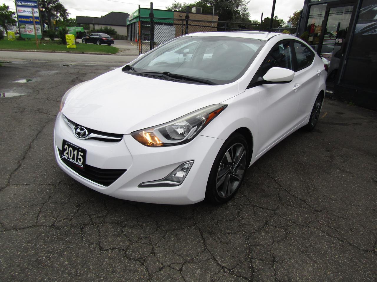 2015 Hyundai Elantra GLS, Sunroof, Camera, Bluetooth, Alloy , *Certified* Photo2