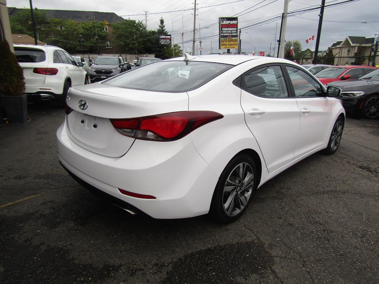 2015 Hyundai Elantra GLS, Sunroof, Camera, Bluetooth, Alloy , *Certified* Photo
