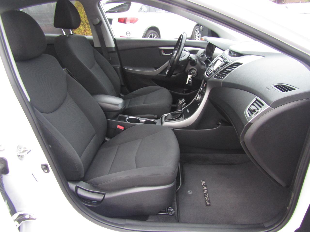 2015 Hyundai Elantra GLS, Sunroof, Camera, Bluetooth, Alloy , *Certified* Photo