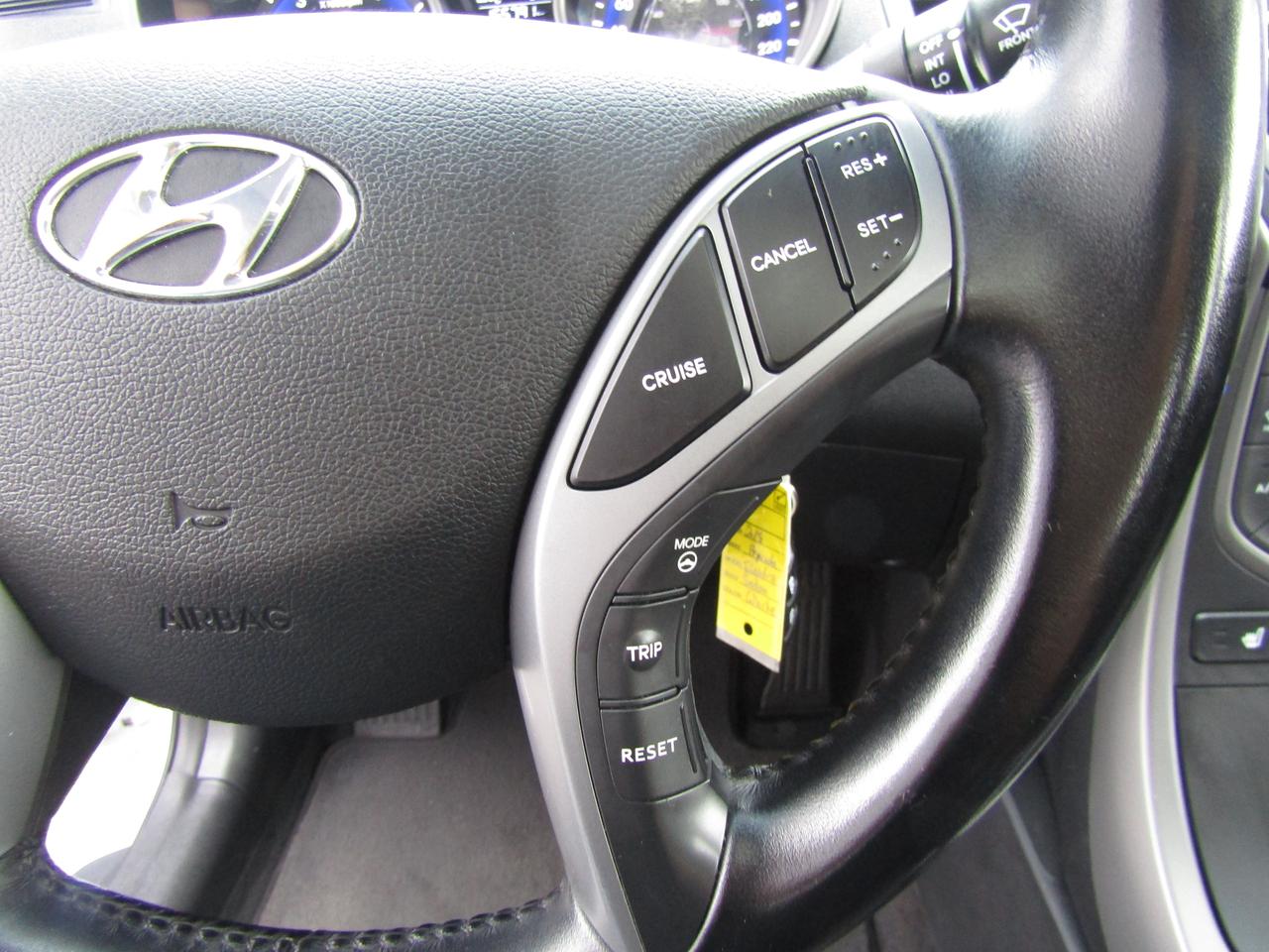 2015 Hyundai Elantra GLS, Sunroof, Camera, Bluetooth, Alloy , *Certified* Photo