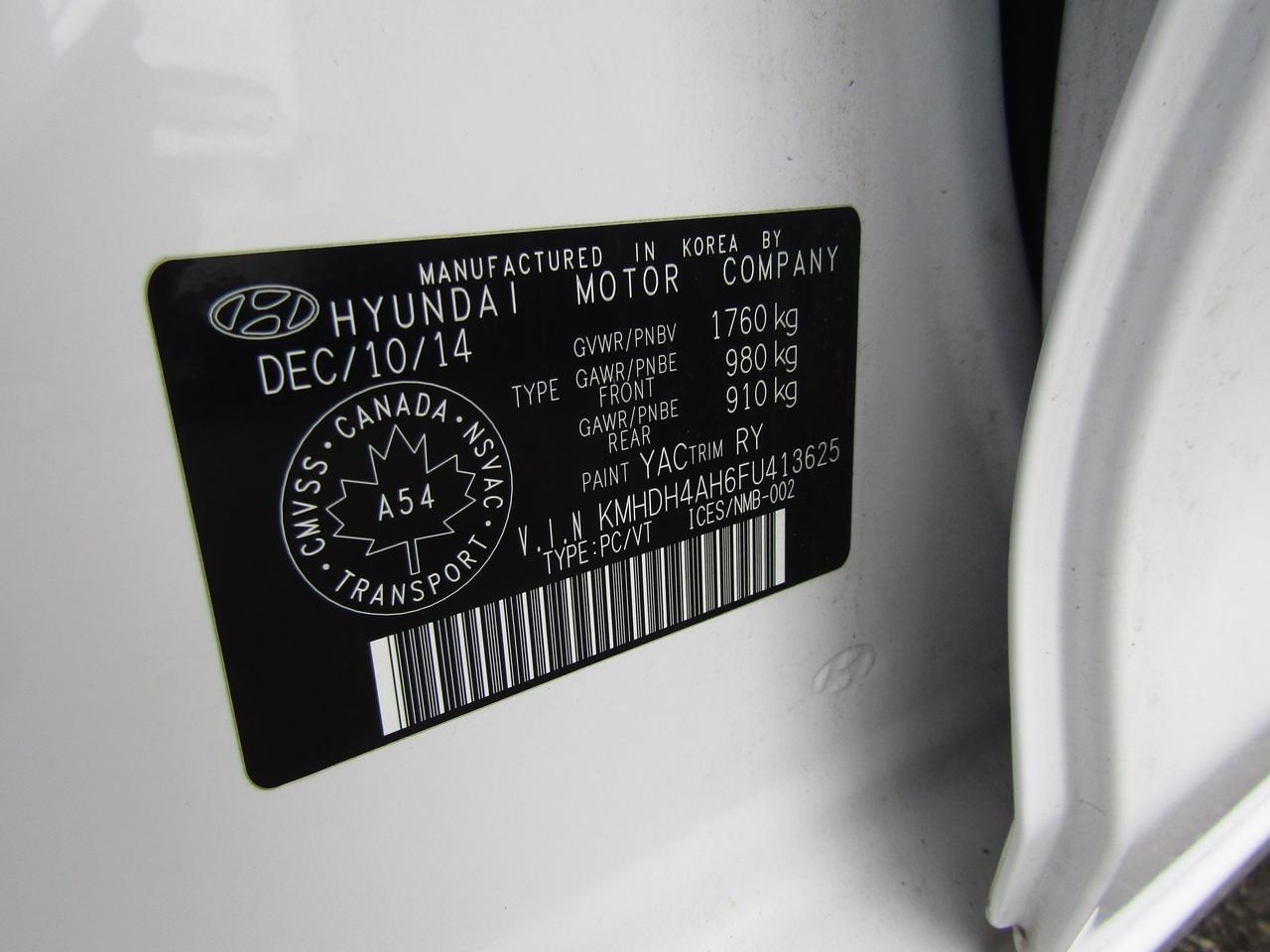 2015 Hyundai Elantra GLS, Sunroof, Camera, Bluetooth, Alloy , *Certified* Photo