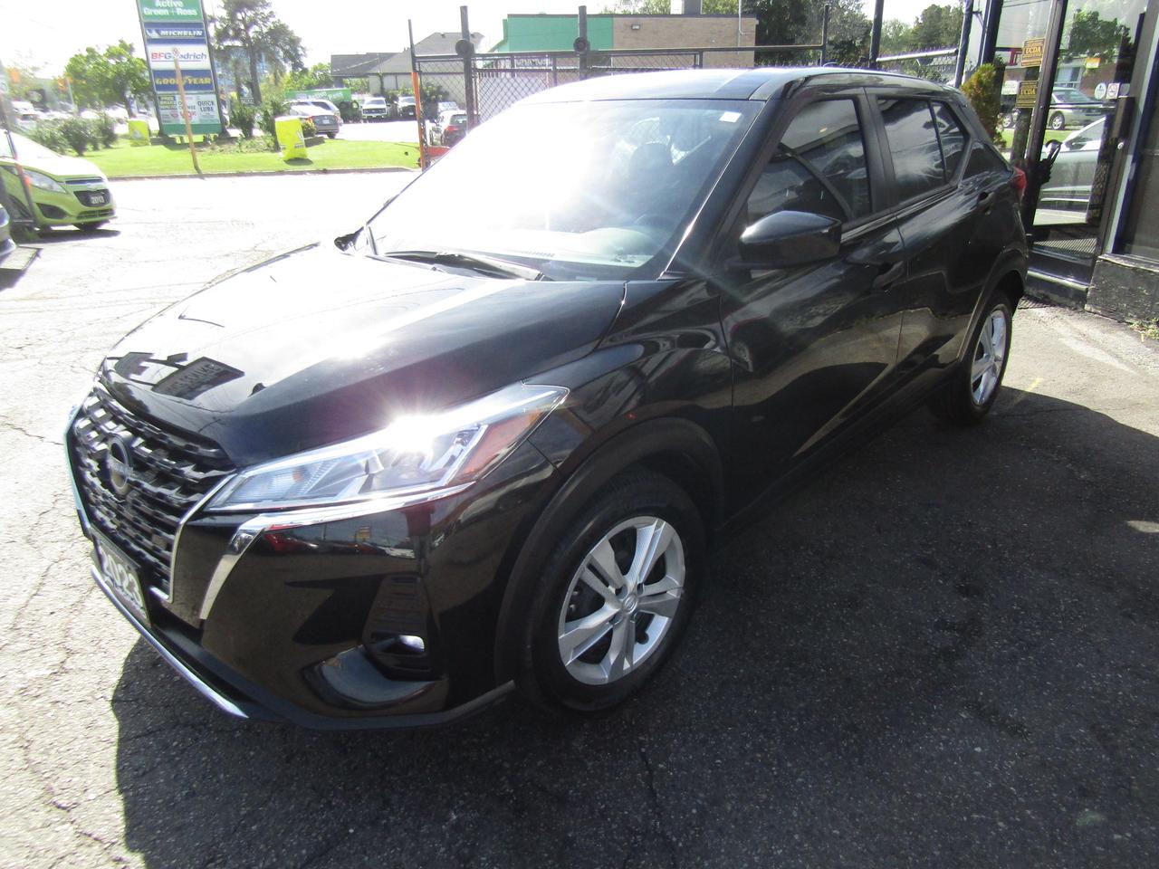 2023 Nissan Kicks S, Camera, Blind Spots, Collision Warning, Lane assist, Alloy, *Certified* Photo