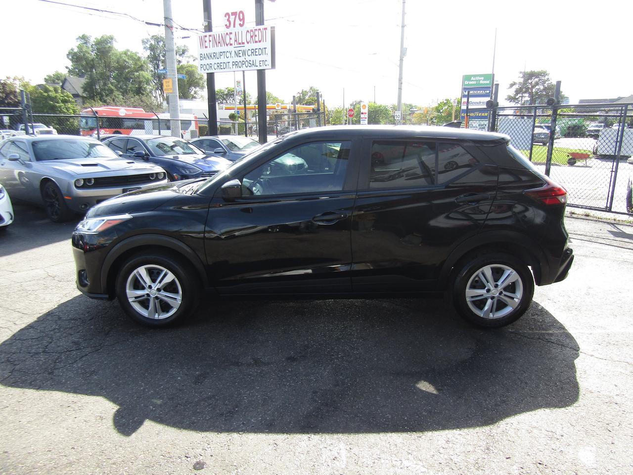 2023 Nissan Kicks S, Camera, Blind Spots, Collision Warning, Lane assist, Alloy, *Certified* Photo3