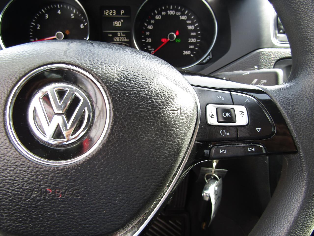 2017 Volkswagen Jetta Trendline, Camera, Auomtaic, Pwr Windows, Heated Seats, *Certified* Photo