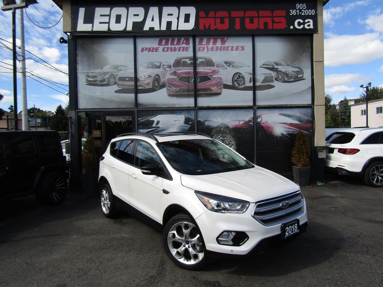 2018 Ford Escape Titanium, AWD, Navi, Pano, Blind Spot, Leather, Camera, *Certified* Photo