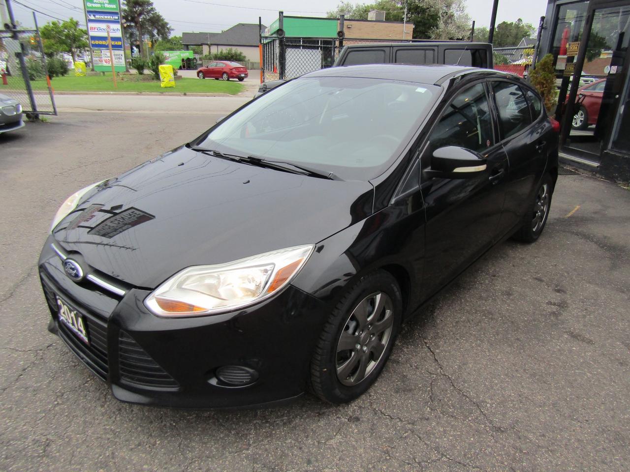 2014 Ford Focus SE, Heated Seats, Bluetooth, Alloys *Certified* Photo