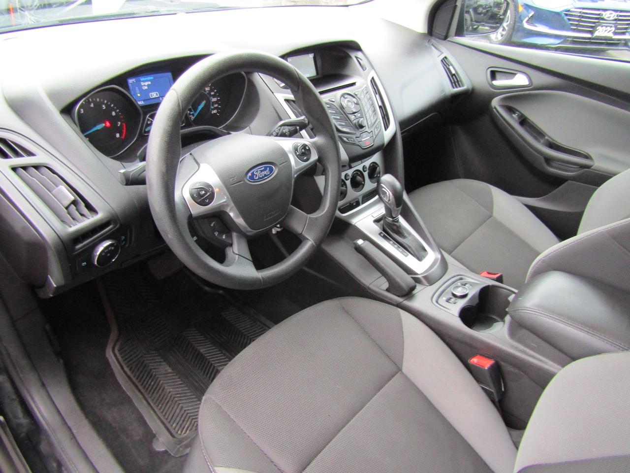 2014 Ford Focus SE, Heated Seats, Bluetooth, Alloys *Certified* Photo