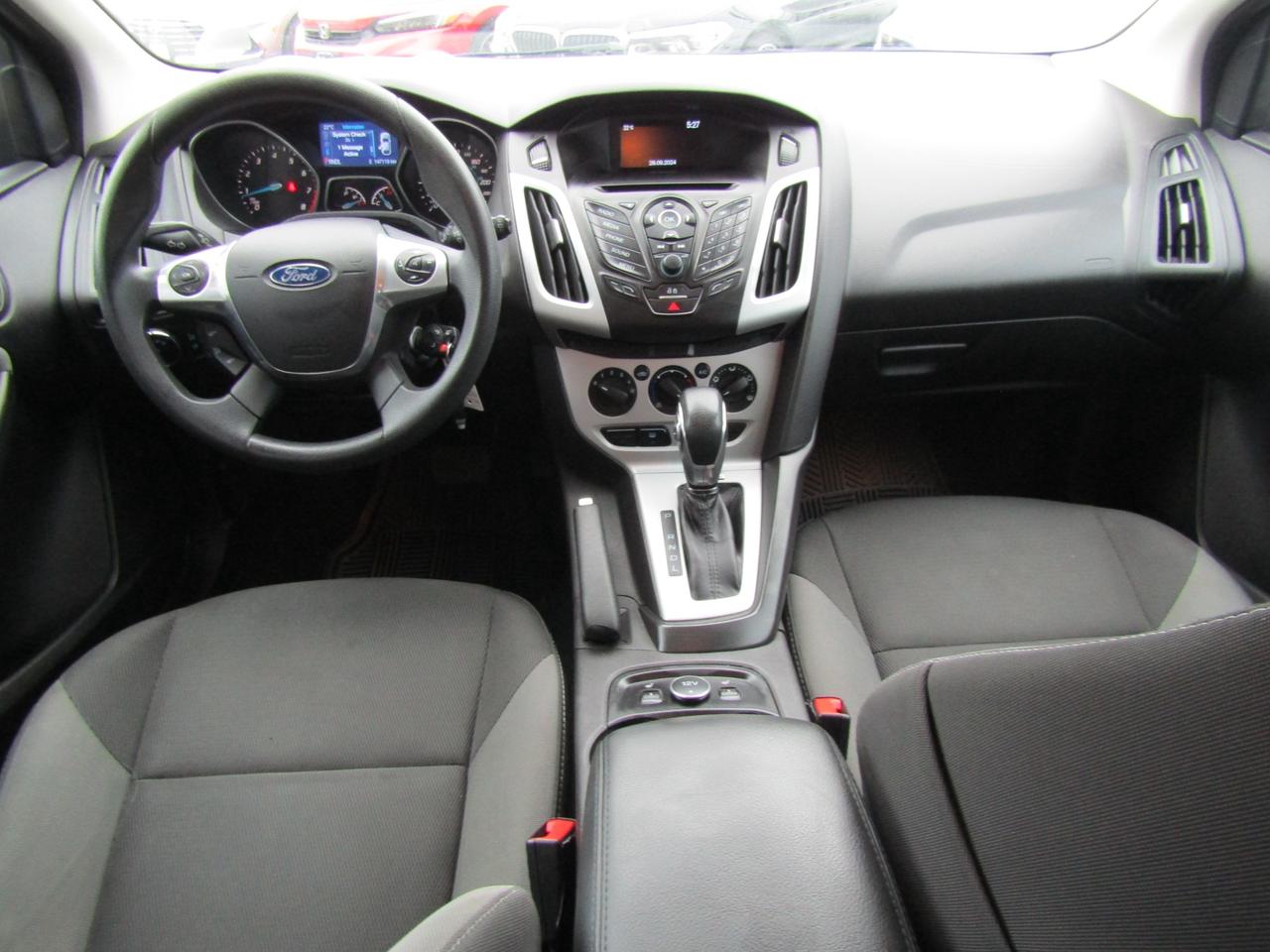 2014 Ford Focus SE, Heated Seats, Bluetooth, Alloys *Certified* Photo