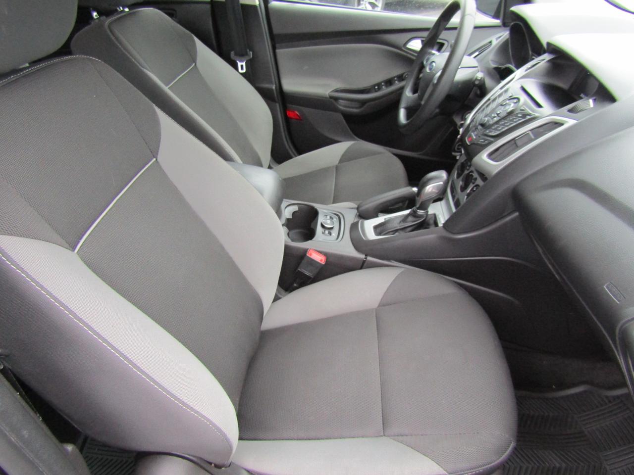 2014 Ford Focus SE, Heated Seats, Bluetooth, Alloys *Certified* Photo