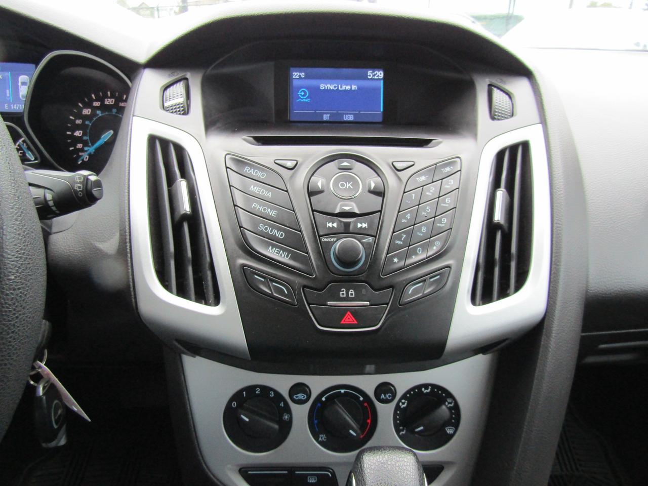 2014 Ford Focus SE, Heated Seats, Bluetooth, Alloys *Certified* Photo