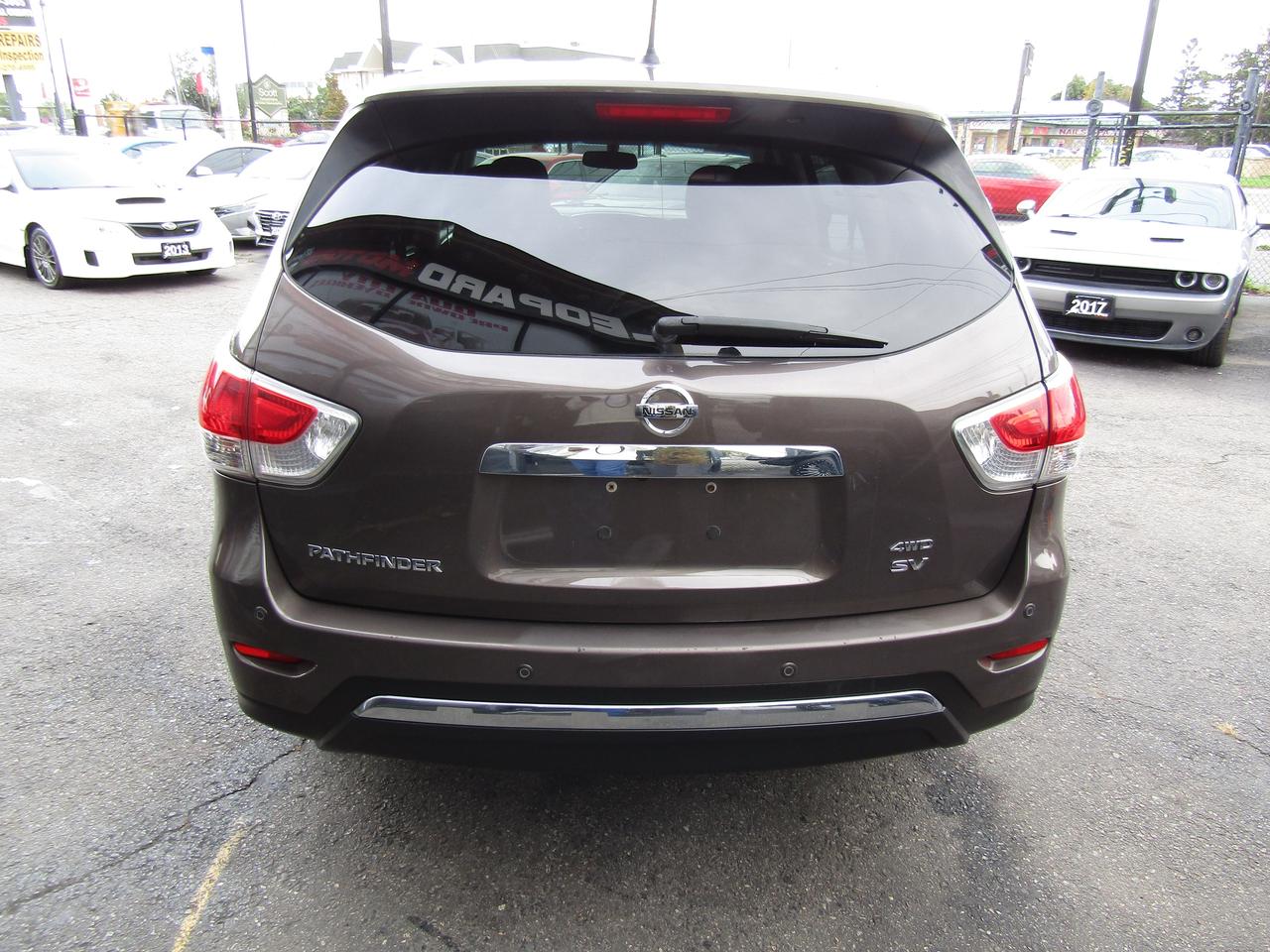 2015 Nissan Pathfinder SV, 7Pass, 4WD, Camera, Power Seats, Bluetooth, *Certified* Photo