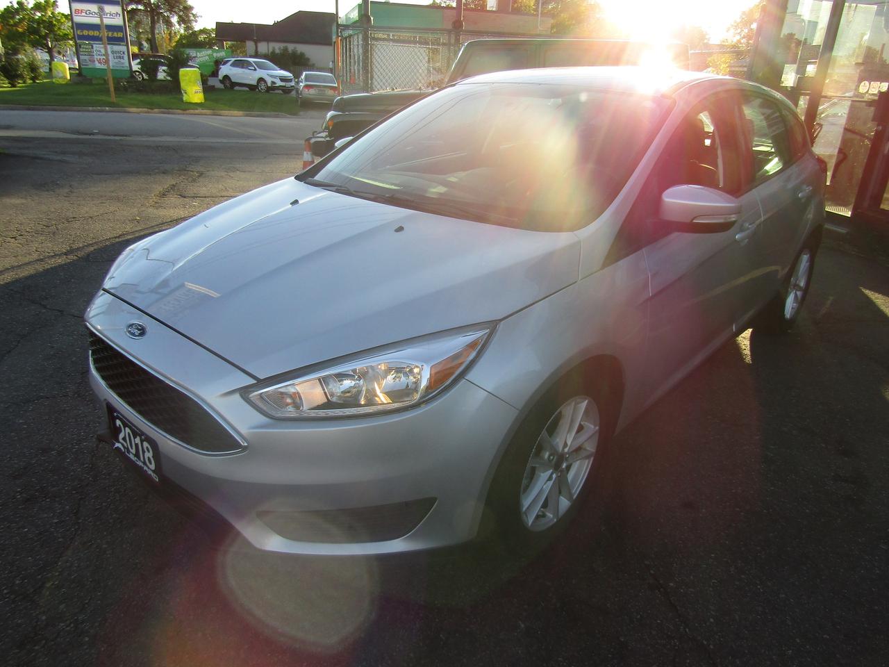 2018 Ford Focus SE, Camera, Heated Seats, Bluetooth, Alloy, *Certified* Photo