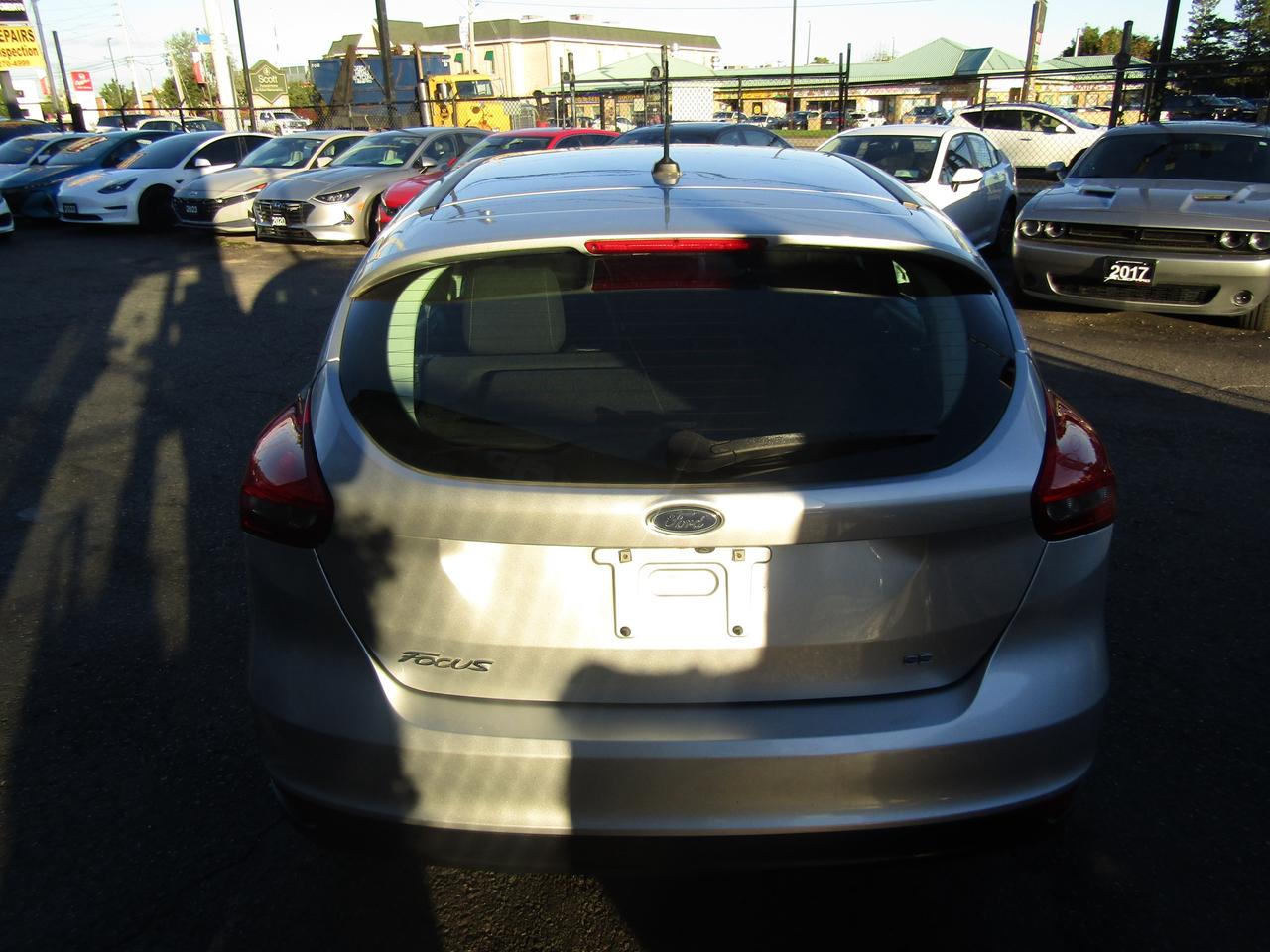 2018 Ford Focus SE, Camera, Heated Seats, Bluetooth, Alloy, *Certified* Photo