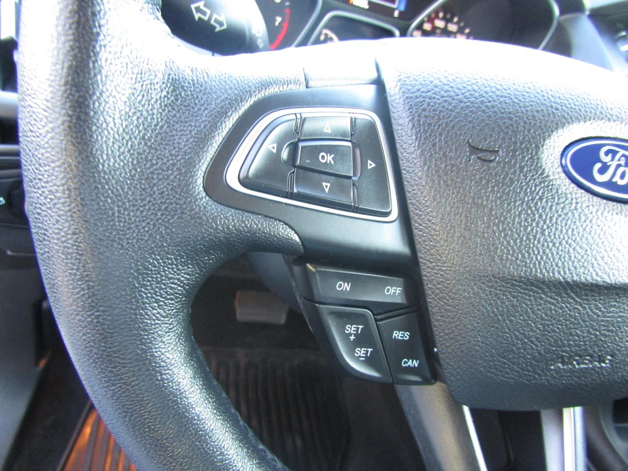 2018 Ford Focus SE, Camera, Heated Seats, Bluetooth, Alloy, *Certified* Photo